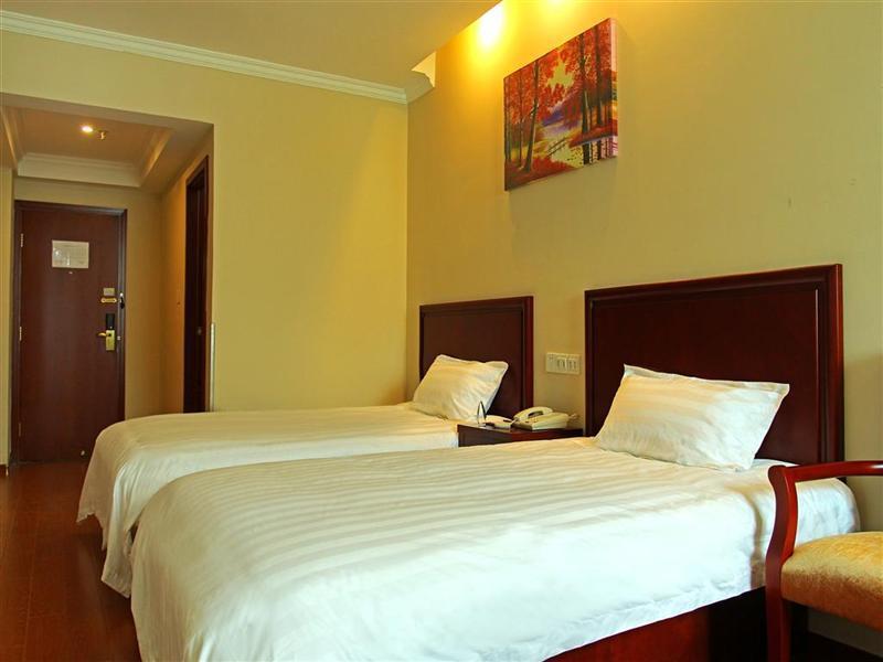Greentree Inn Jiangsu Taizhou Taixing East Guoqing Road Rt-Mart Business Hotel Esterno foto