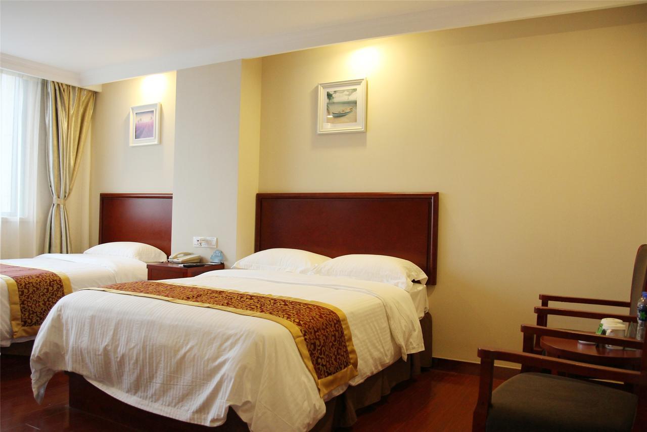 Greentree Inn Jiangsu Taizhou Taixing East Guoqing Road Rt-Mart Business Hotel Esterno foto